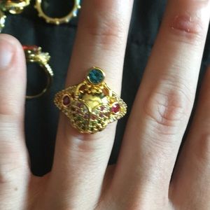 Cleopatra collection